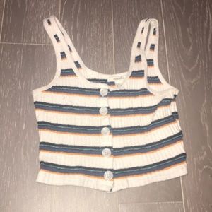 cropped tank top
